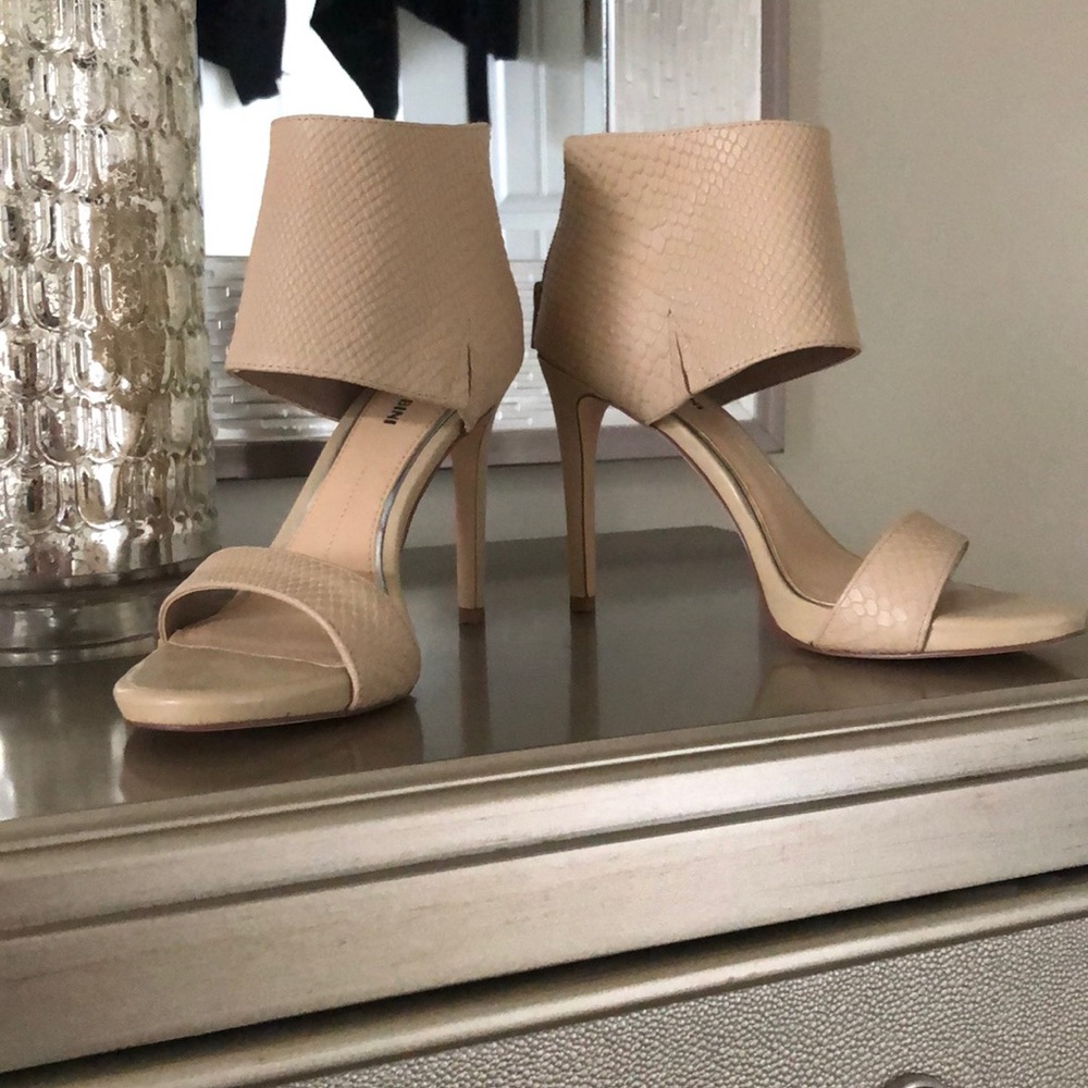 Brand New Gianni Bini heels